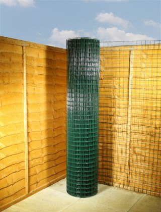 green wire fencing